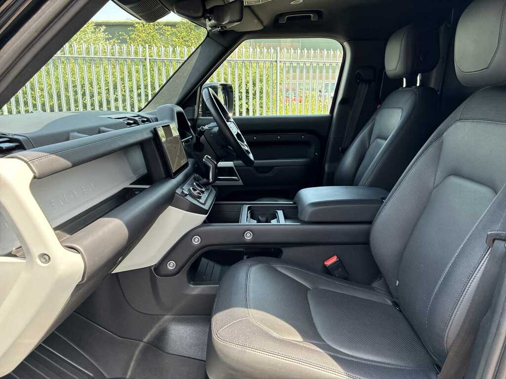 Land Rover Defender 3.0 D300 Hard Top X-dynamic Hse #3
