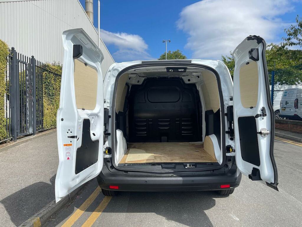 Ford Transit Courier Ford Transit Courier Leader Ec #6