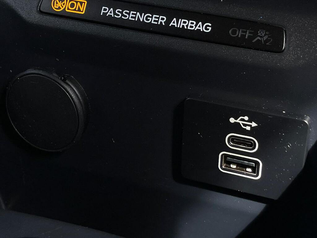 Ford Transit Courier Limited Silver #29