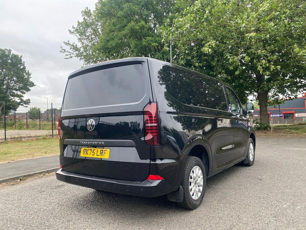 Volkswagen Transporter Commerce Plus White #18