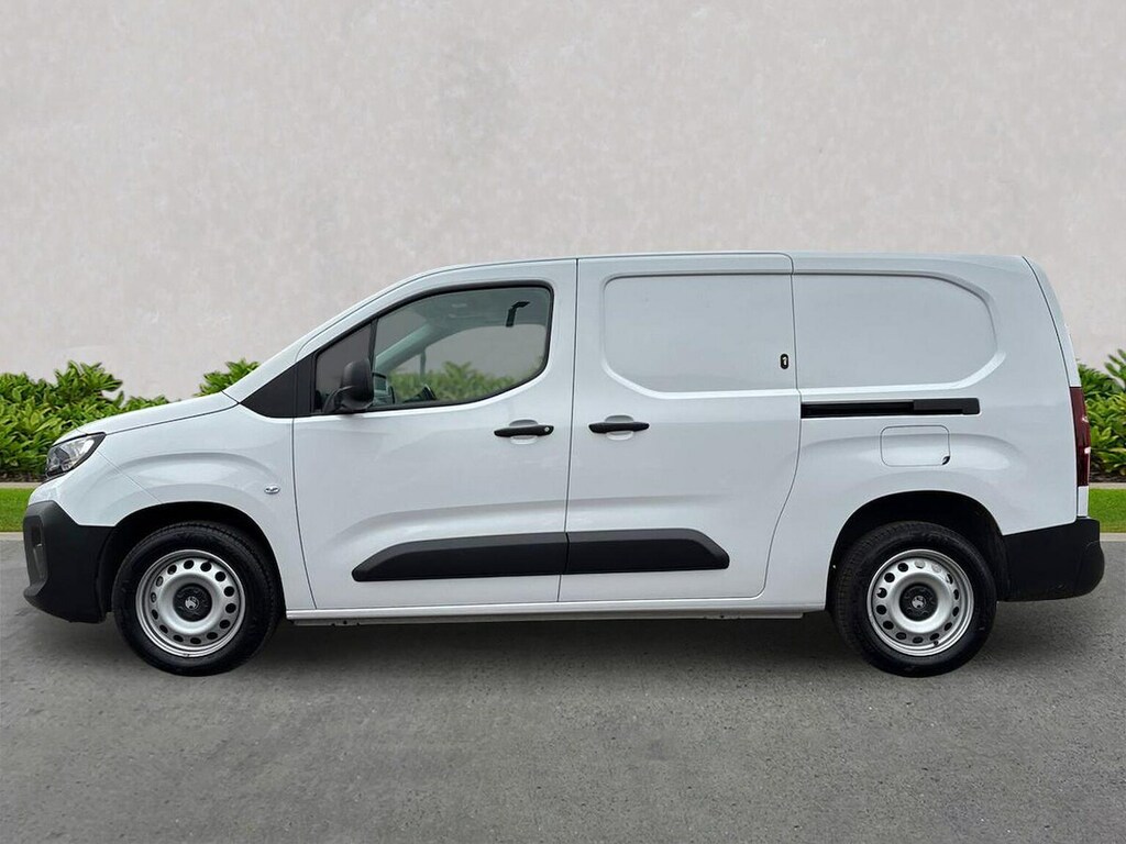Vauxhall Combo Crg L1h1 2300 1.5 Tb D 100Ps Prime White #19