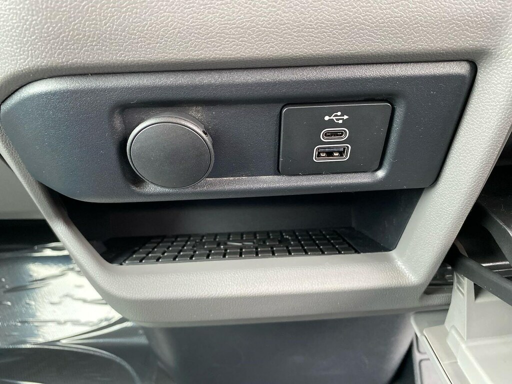 Volkswagen E-Transporter Transporter 100Kw 65Kwh Commerce Pro Van Grey #31