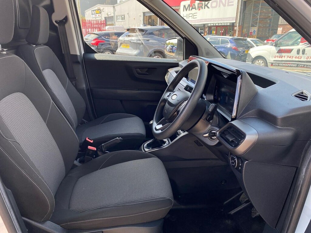Ford Transit Courier 1.0 Ecoboost Limited 100Ps Van 6 Speed Manu #16