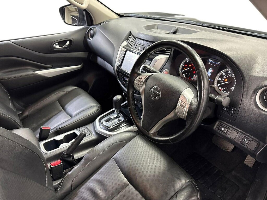 Nissan Navara Dci Tekna Shr Dcb Black #15