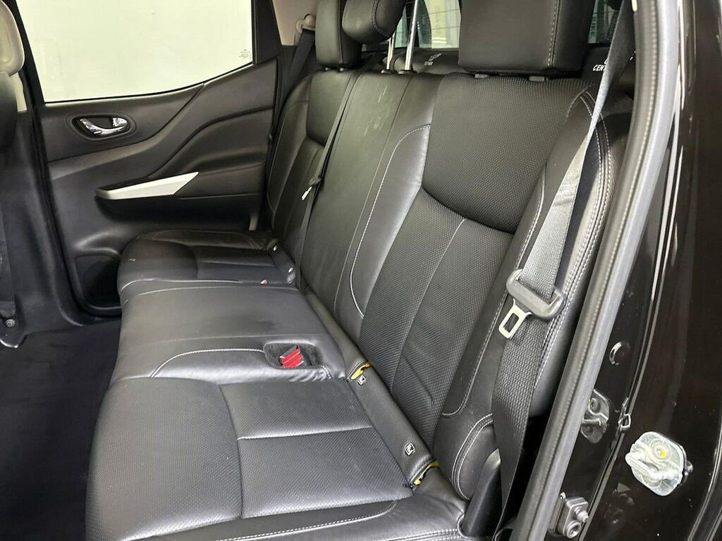 Nissan Navara Dci Tekna Shr Dcb Black #16