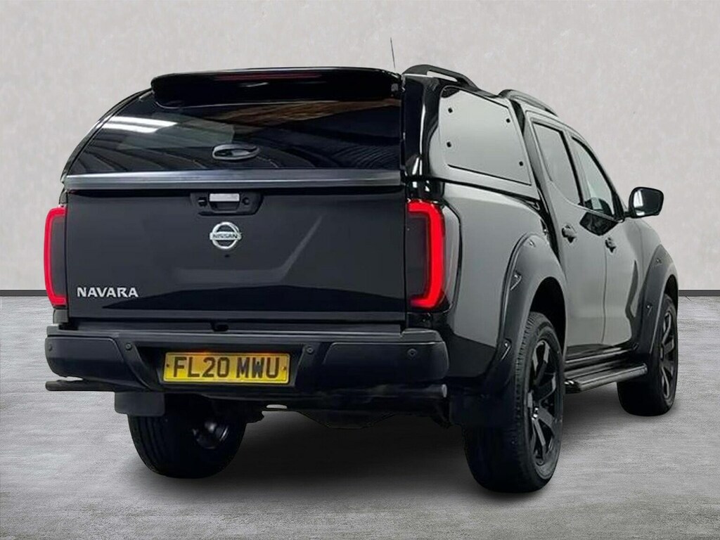 Nissan Navara Dci Tekna Shr Dcb Black #18