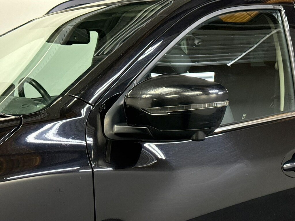 Nissan Navara Dci Tekna Shr Dcb Black #30