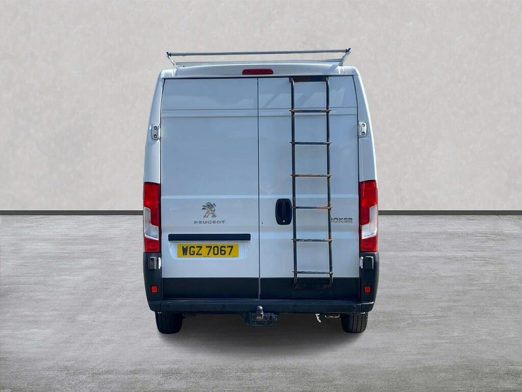 Peugeot Boxer 2.2 Bluehdi 335 Professional Panel Van #4
