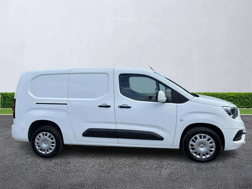 Vauxhall Combo 2300 1.5 Turbo D 100Ps H1 Sportive Van White #3