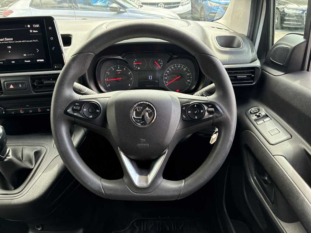 Vauxhall Combo 2300 1.5 Turbo D 100Ps H1 Sportive Van White #8