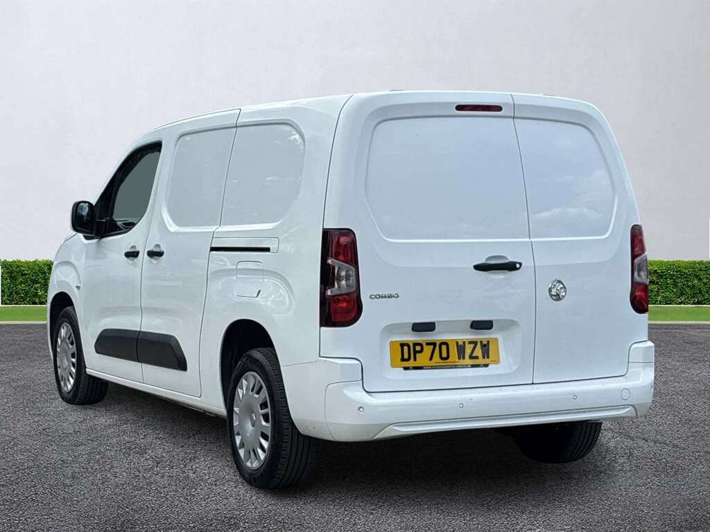 Vauxhall Combo 2300 1.5 Turbo D 100Ps H1 Sportive Van White #2