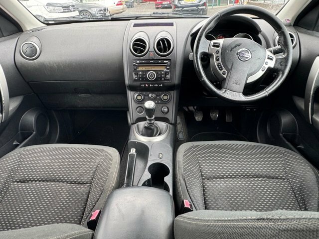 Nissan Qashqai 1.6 Tekna Black #10