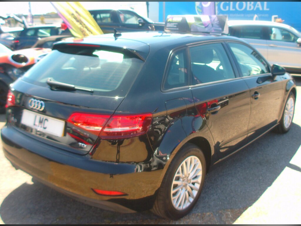 Audi A3 2.0 Tdi Se Technik Sportback Eur KD16UXB Black #6