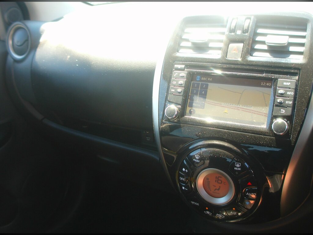 Nissan Micra 1.2 N-tec Cvt Euro 6 Red #12