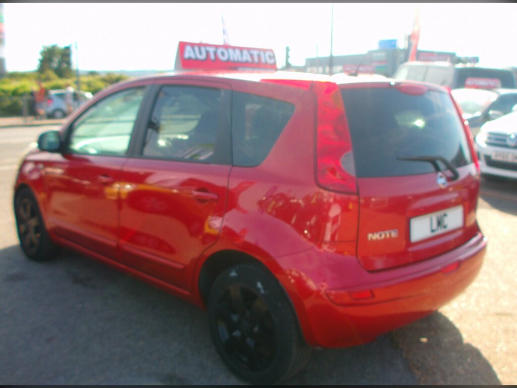 Nissan Note 1.6 16V Tekna Hatchback Red #4