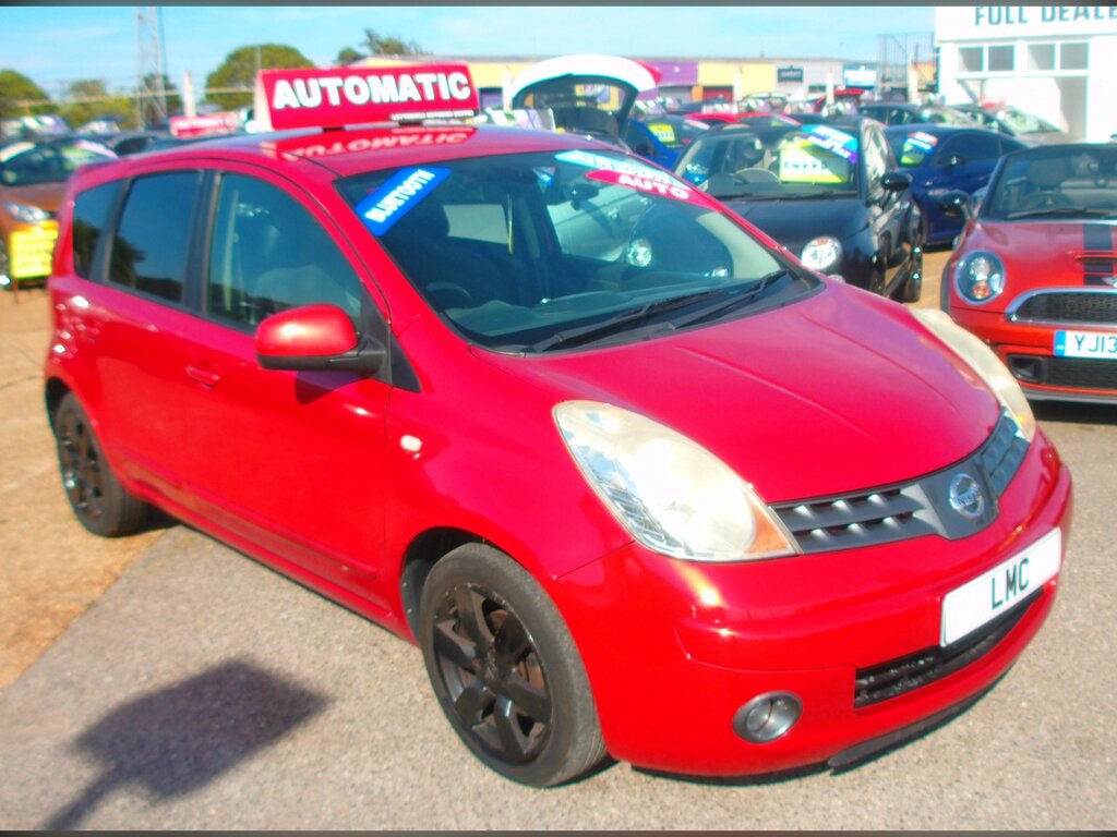 Nissan Note 1.6 16V Tekna Hatchback Red