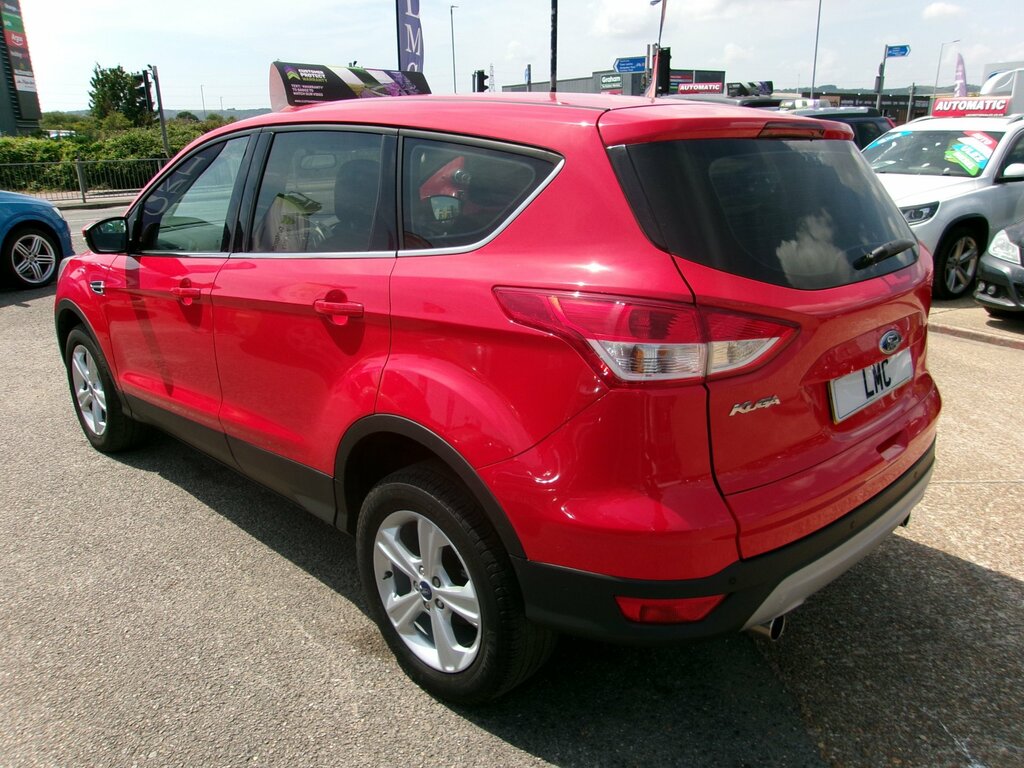 Ford Kuga 2.0 Tdci Zetec Suv 2Wd Euro 6 S Red #4