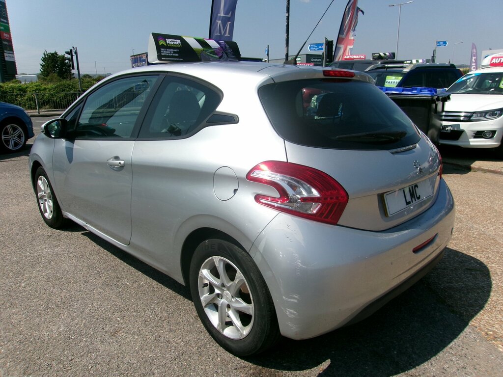 Peugeot 208 1.2 Vti Active Hatchback Euro 5 Silver #4