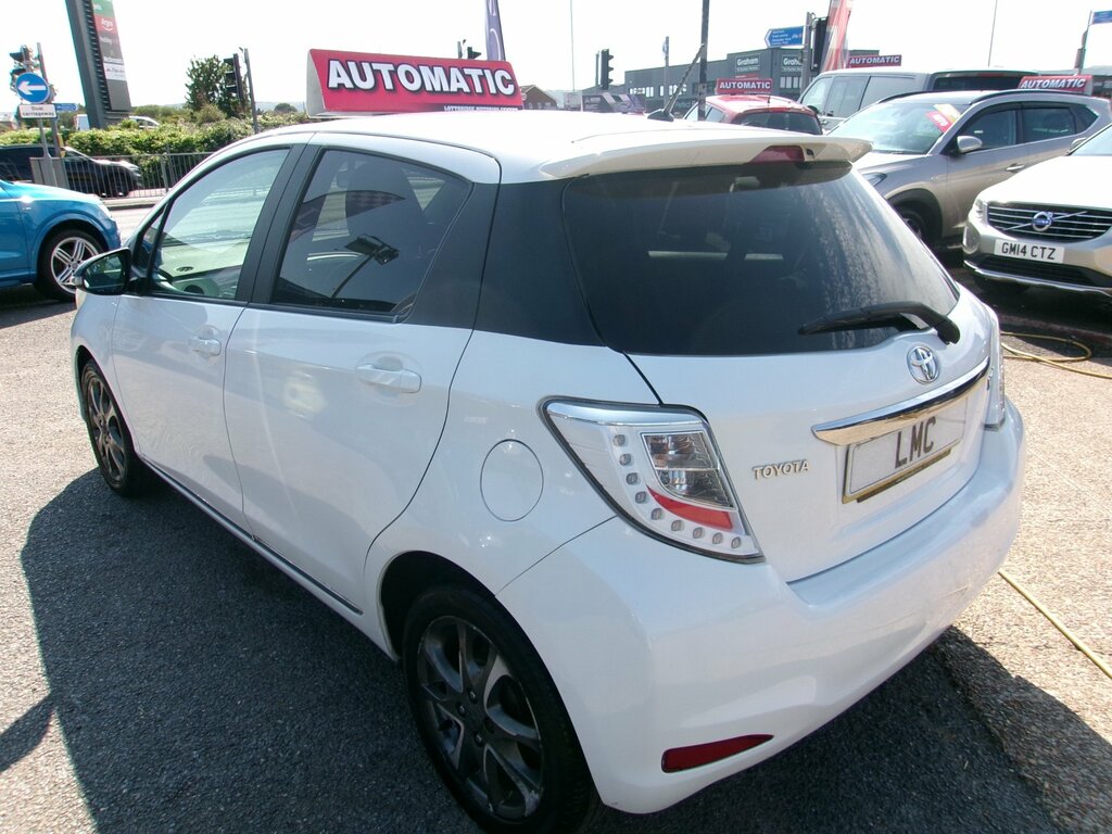 Toyota Yaris 1.33 Dual Vvt-i Trend Hatchback Petr CK13HKH White #4