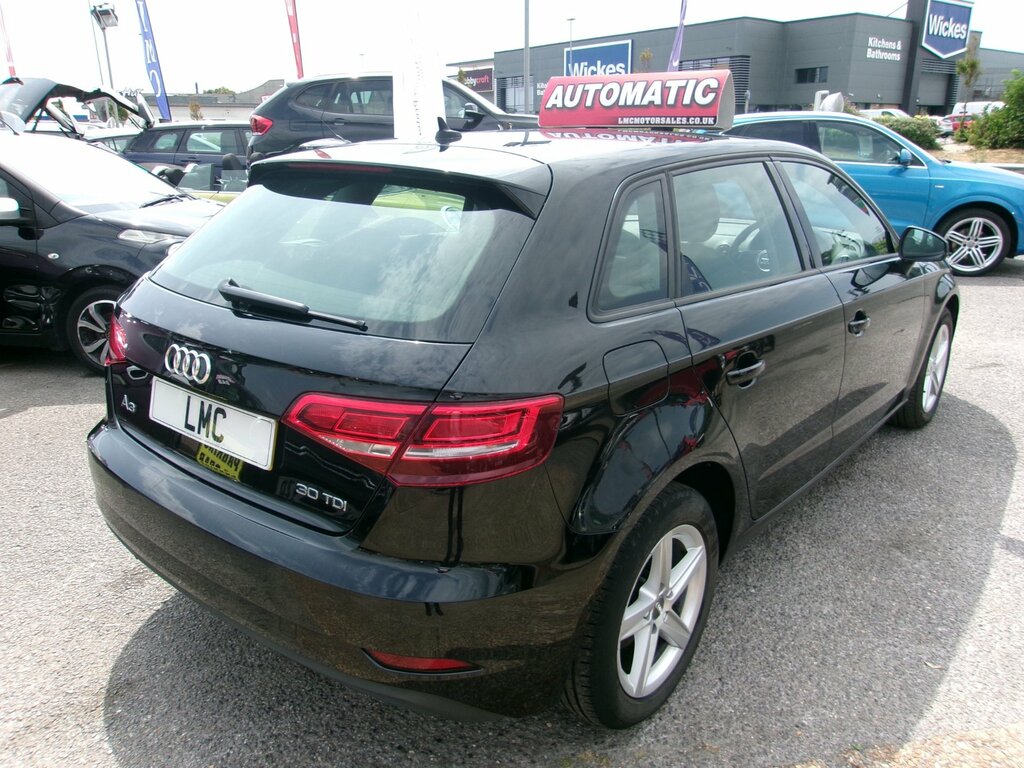 Audi A3 1.6 Tdi 30 Se Technik Sportback Dies Black #6