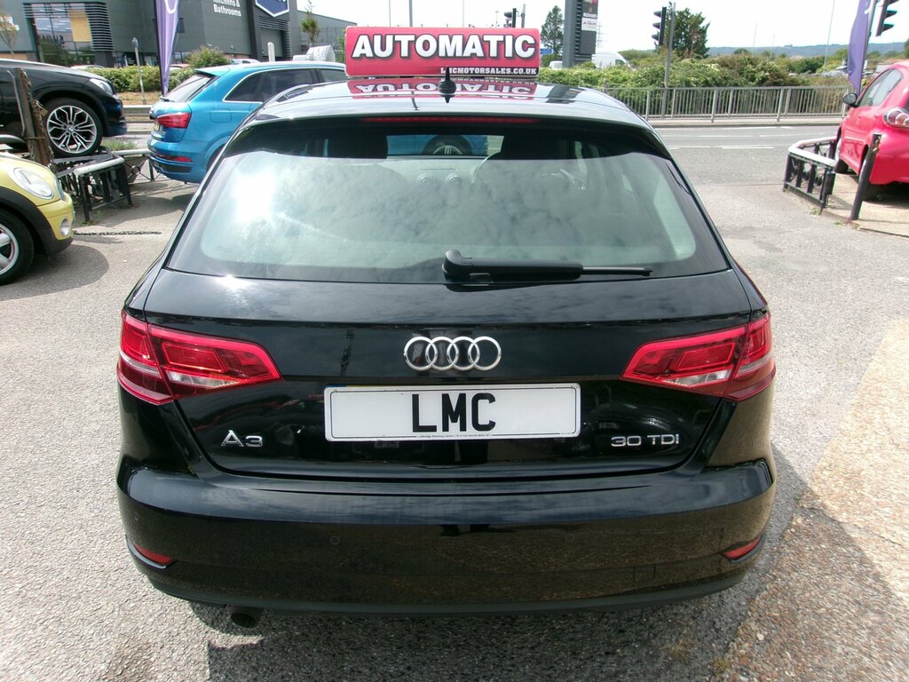 Audi A3 1.6 Tdi 30 Se Technik Sportback Dies Black #5