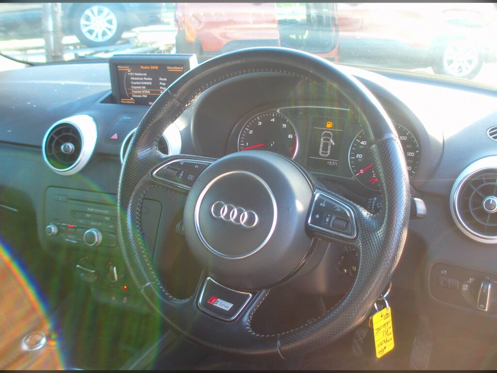 Audi A1 1.6 Tdi S Line Style Edition Euro 5 Ss Red #10