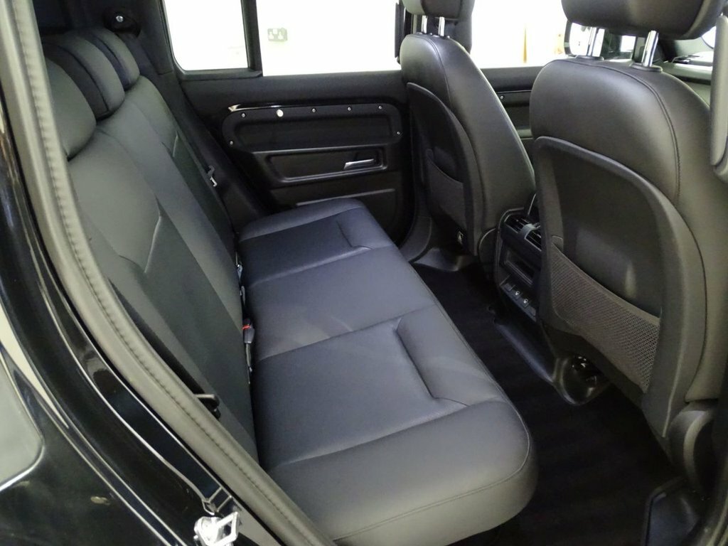 Land Rover Defender 110 3L X-dynamic Hse FV74WXE Black #4