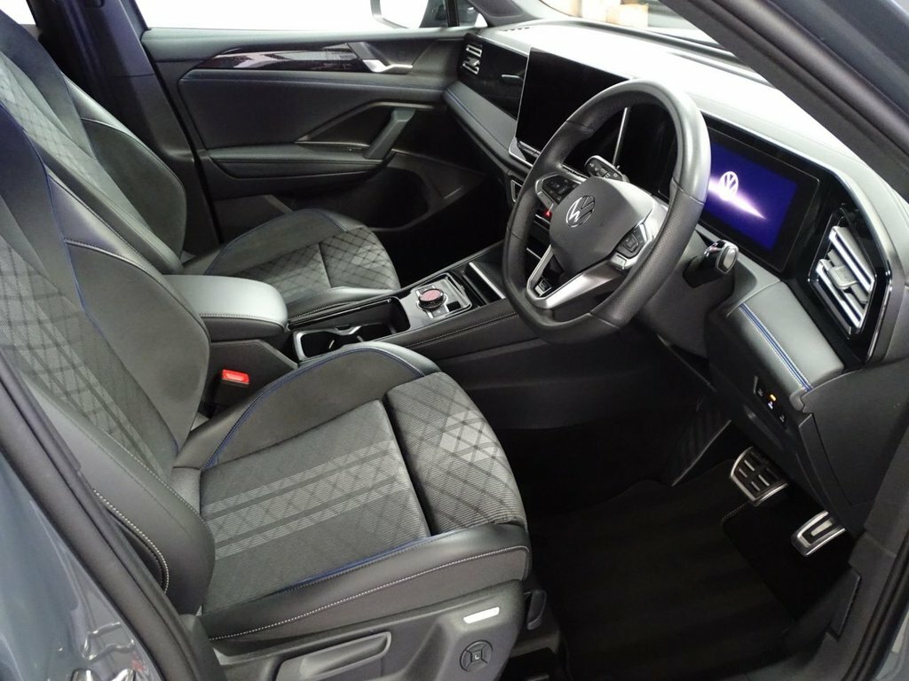 Volkswagen Tiguan 1.5L R-line RO25PGX Grey #4
