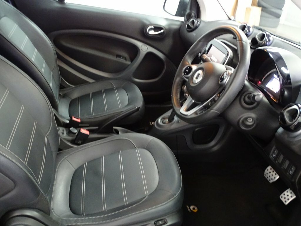 Smart Fortwo Coupe 1L Edition Black Black #2