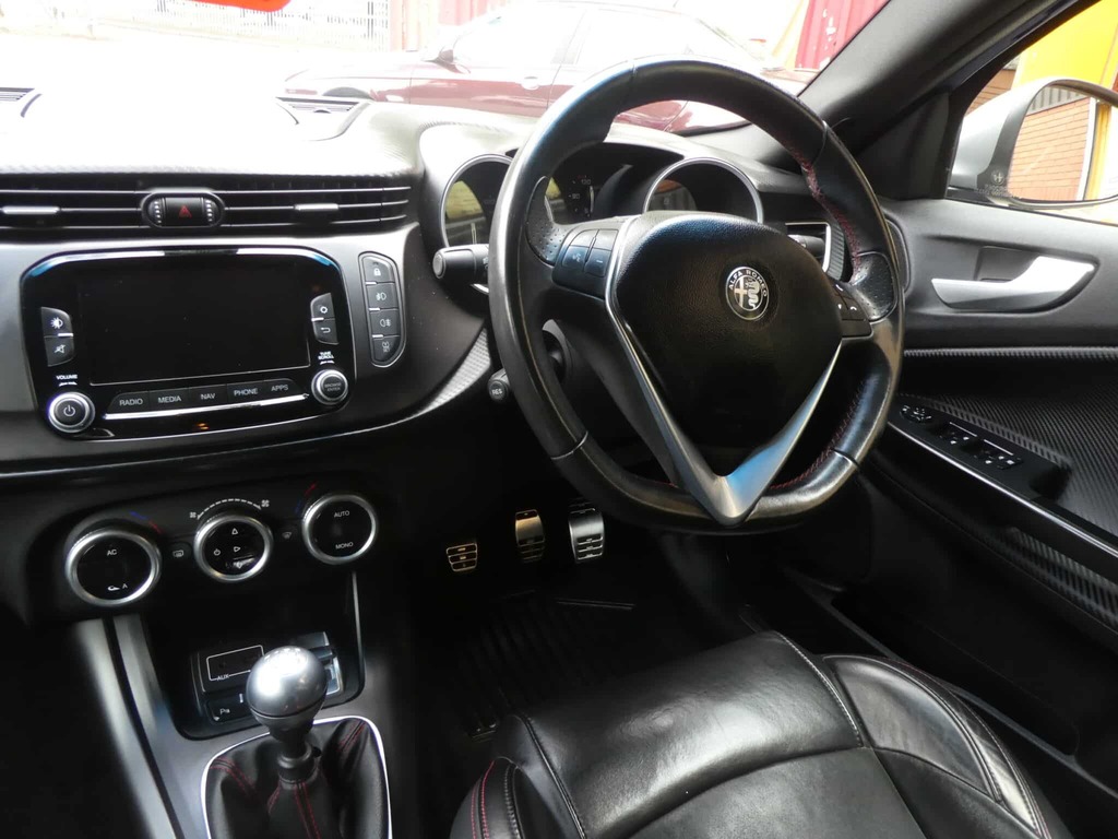 Alfa Romeo Giulietta  Black #18