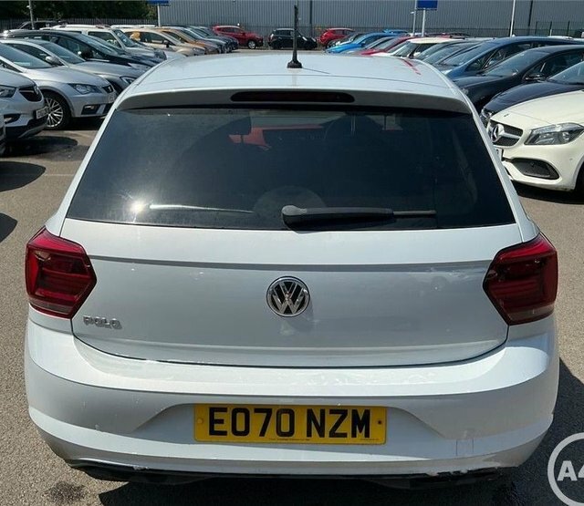 Volkswagen Polo Tsi Gpf Beats Hatchback EO70NZM Silver #6