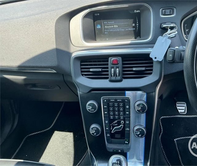 Volvo V40 2.0 T2 R-design Nav Hatchback Eu Grey #6