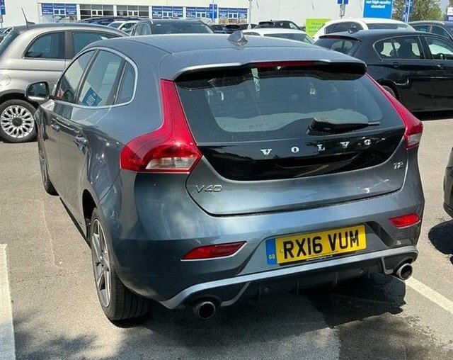 Volvo V40 2.0 T2 R-design Nav Hatchback Eu Grey #2