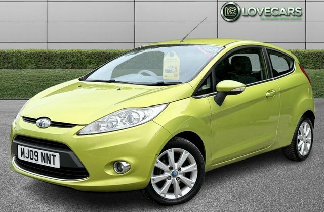 Ford Fiesta Zetec Hatchback MJ09NNT Green #3