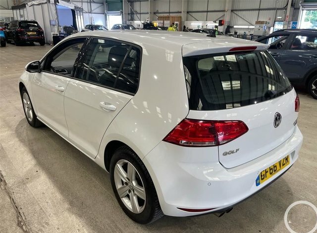 Volkswagen Golf Tdi Bluemotion Tech Match White #2
