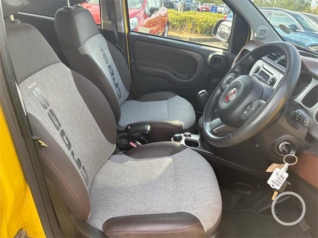 Fiat Panda Multijet 80 Cross 4X4 Yellow #6