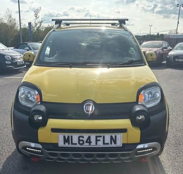 Fiat Panda Multijet 80 Cross 4X4 Yellow #4