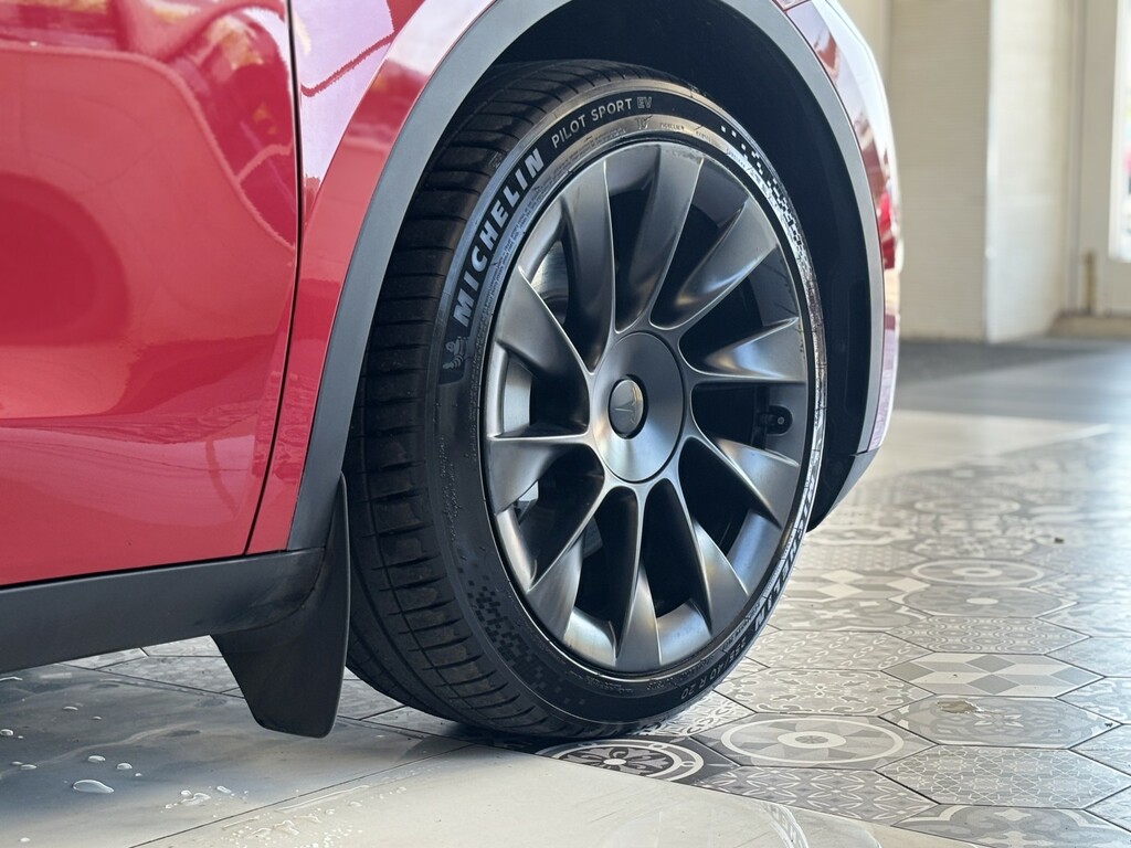 Tesla Model Y Suv Dual Motor Long Range 202373 LD73GZH Red #5