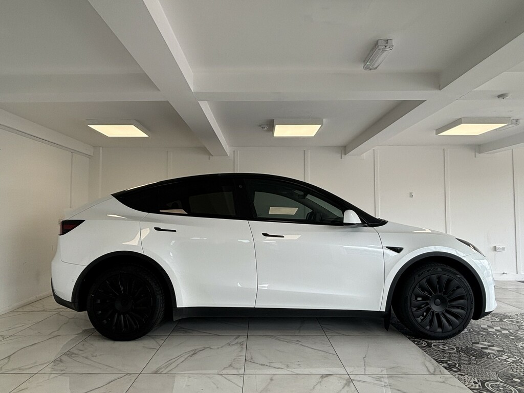 Tesla Model Y Suv Dual Motor Long Range 202222 BT22WTE White