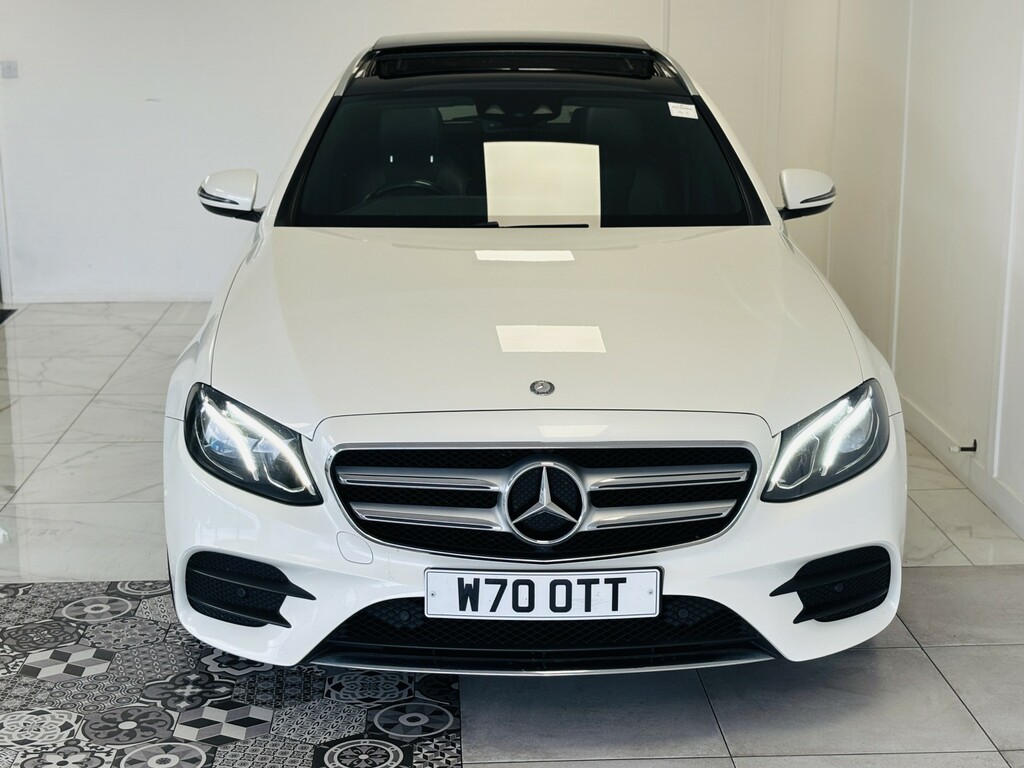 Mercedes-Benz E Class 2.0 E220d Amg Line White #3
