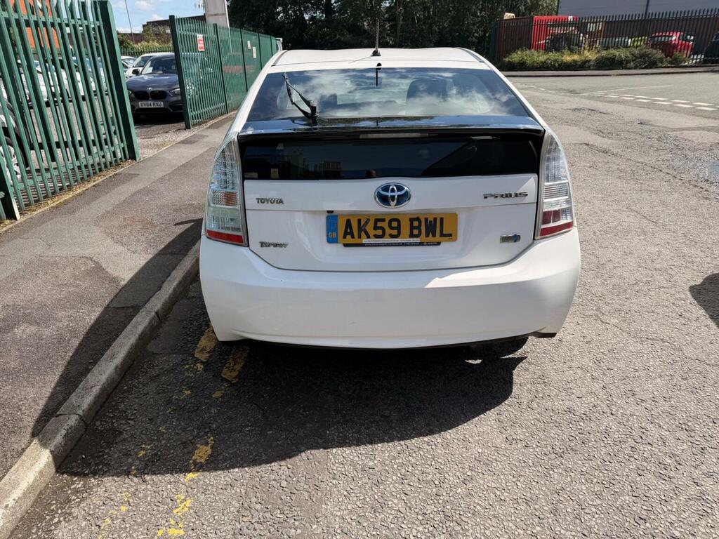 Toyota Prius 1.8 Vvt-h T Spirit Cvt Euro 5 Ss White #3