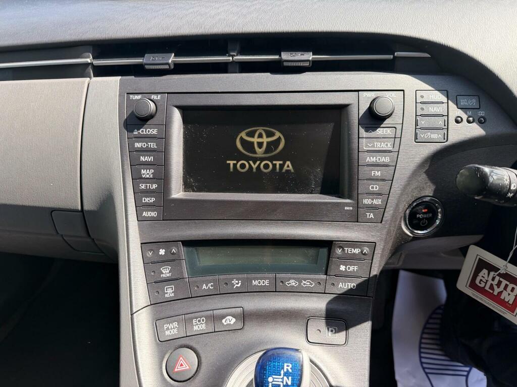 Toyota Prius 1.8L T4 Vvt-i White #31