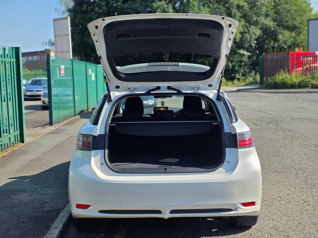 Lexus CT 200H Se-l Blue #43