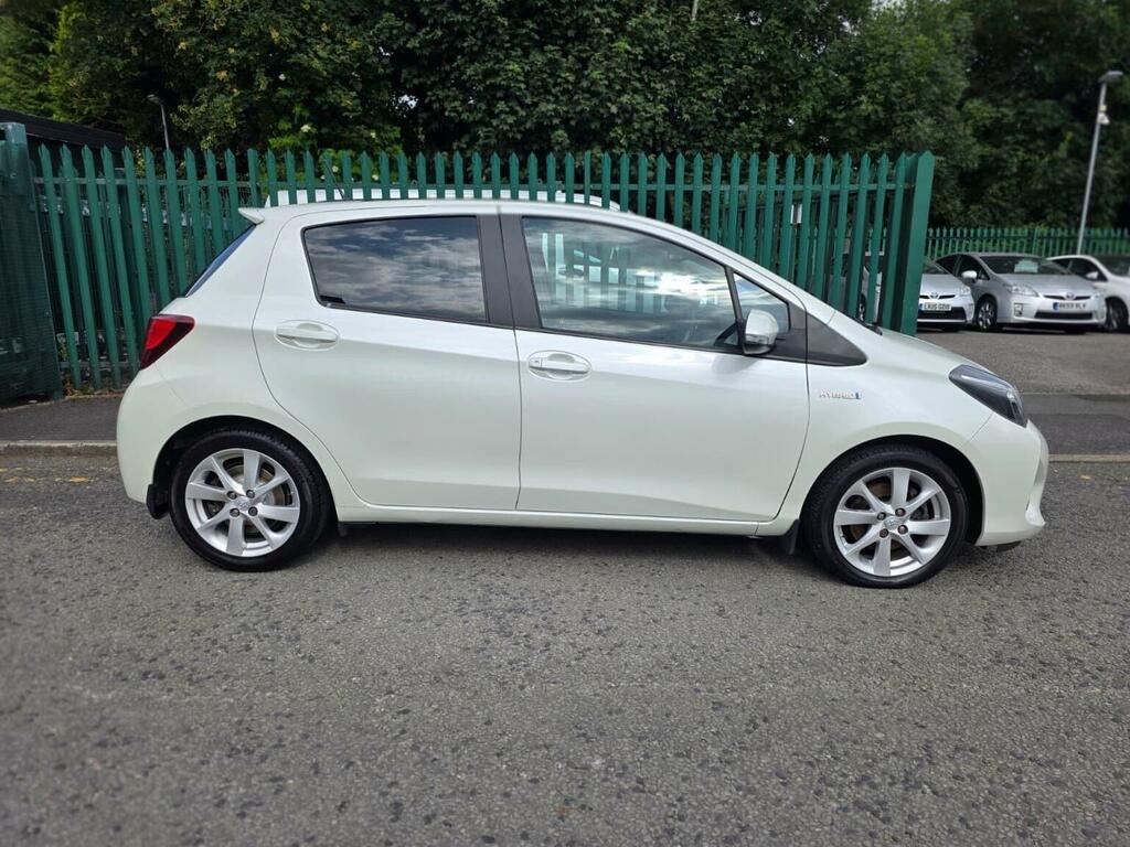 Toyota Yaris 1.5 Vvt-h Excel E-cvt Euro 6 Safety Sense, 15 White #3