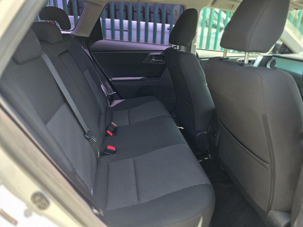 Toyota Auris   #36