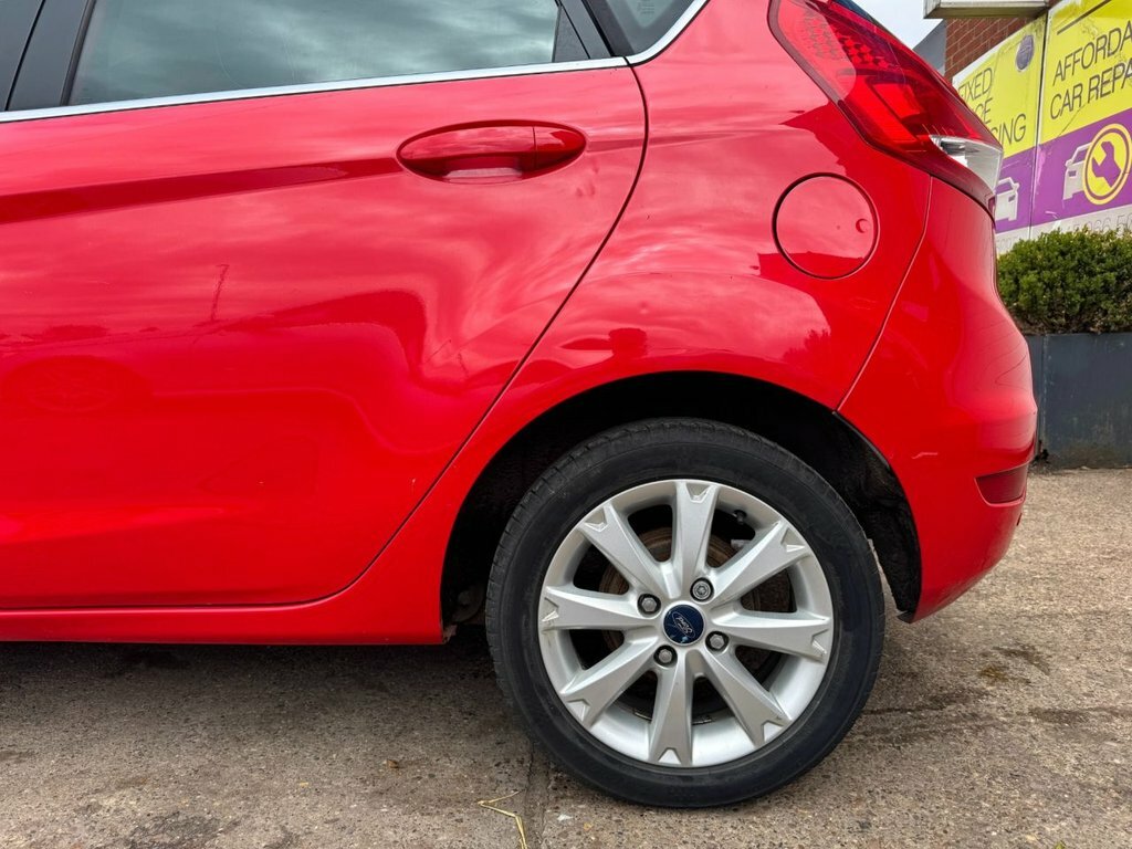 Ford Fiesta 1.4L Zetec Red #6