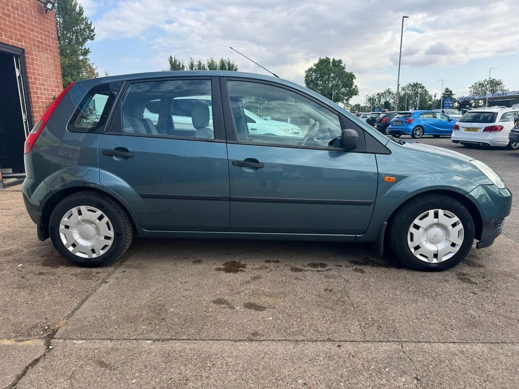 Ford Fiesta Hatchback 1.4 LX Ac 200353 Green #14