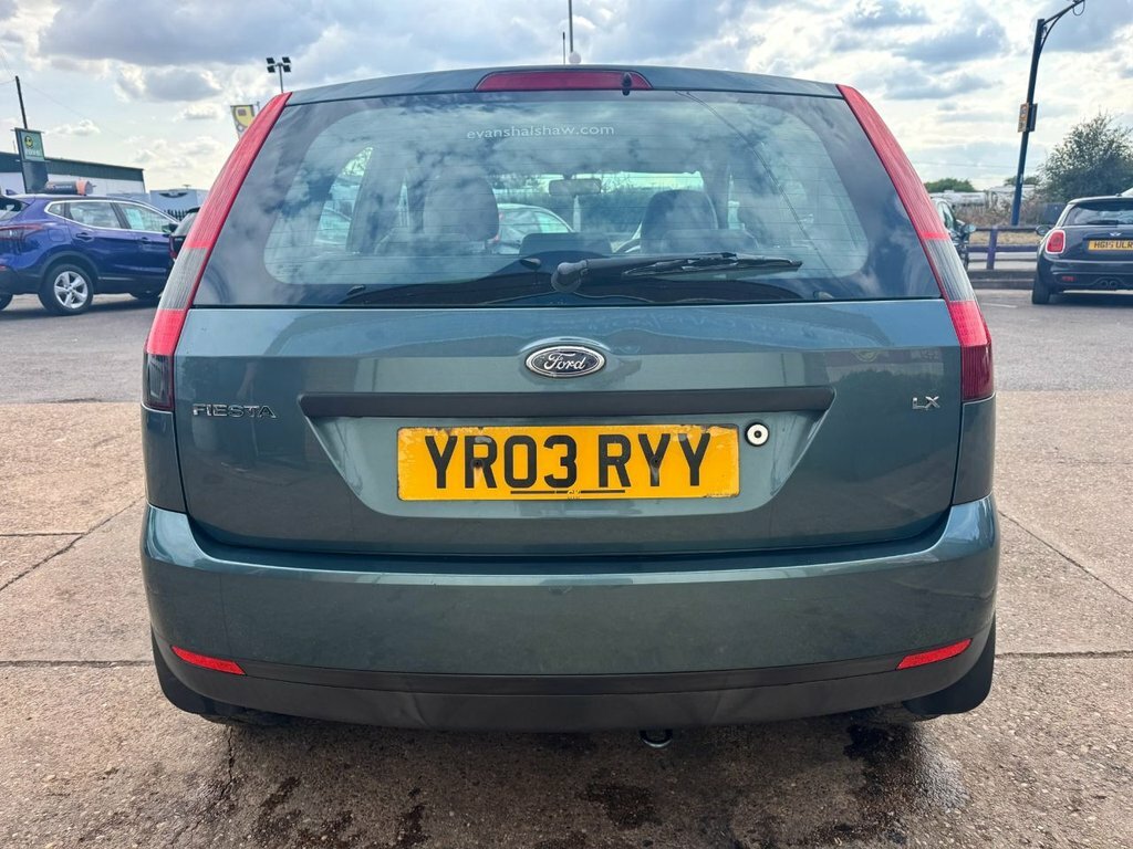 Ford Fiesta Hatchback 1.4 LX Ac 200353 Green #16