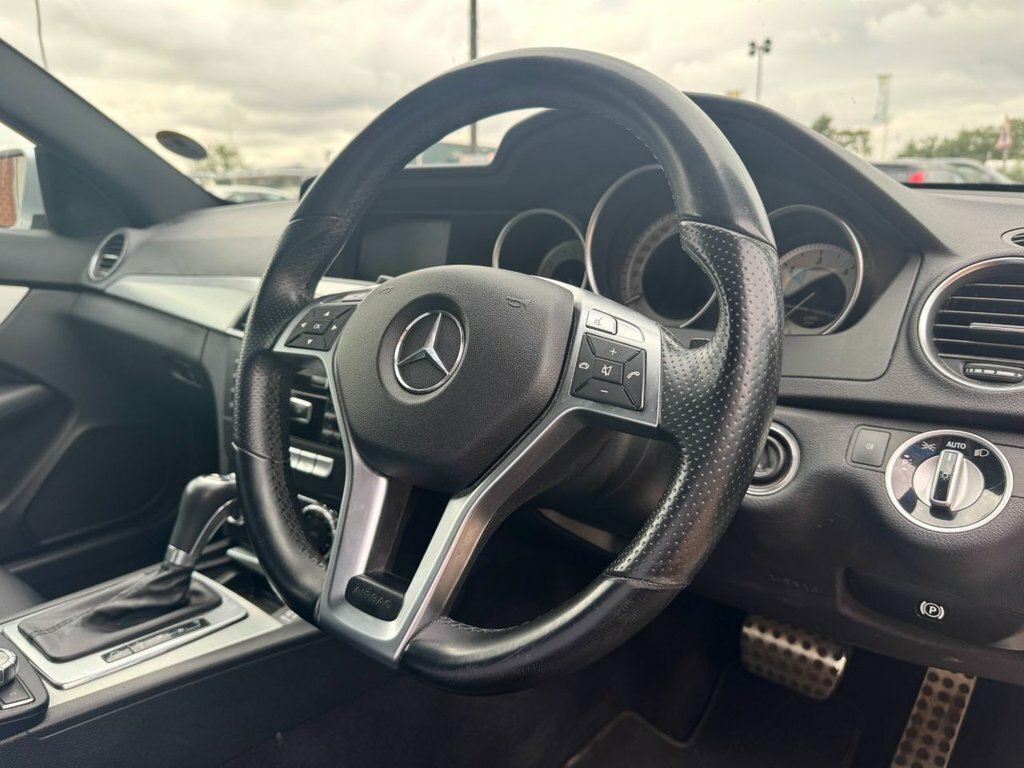 Mercedes-Benz C Class C250 Cdi Blueefficiency Sport Black #37