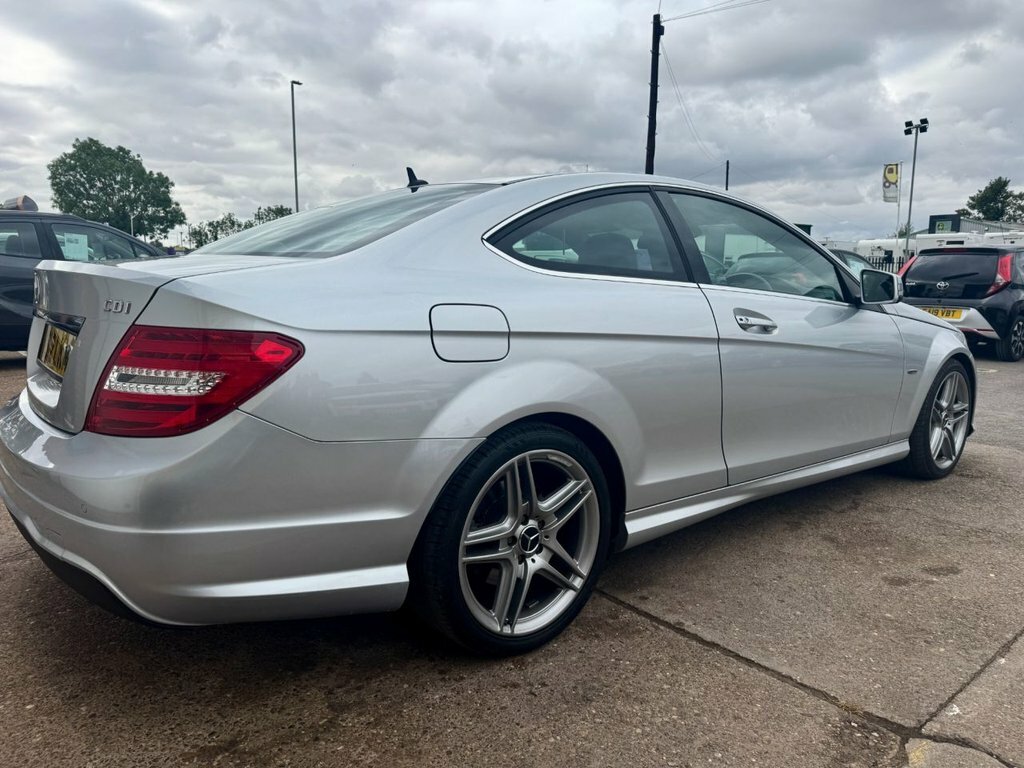 Mercedes-Benz C Class C250 Cdi Blueefficiency Sport Black #13